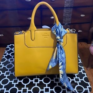 London fog satchel pocketbook